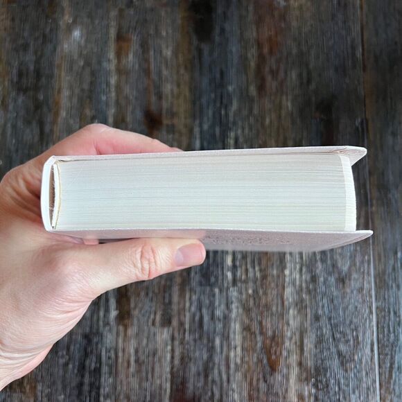 Vintage Precious Moments Bible Catholic Edition Leatherflex Violet Name Stamp - Picture 6 of 10